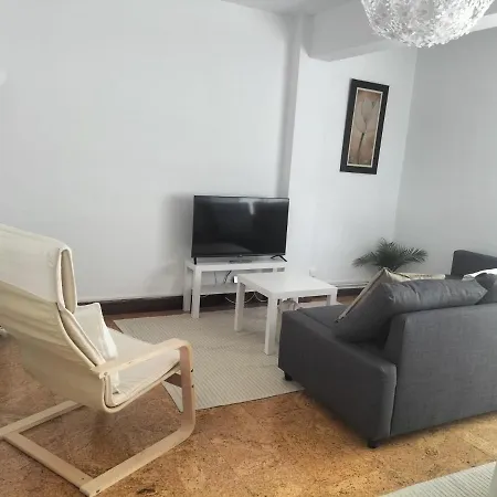 Piso En El Centro, Hasta 8 Plazas Y Facil Aparcamiento Apartment
